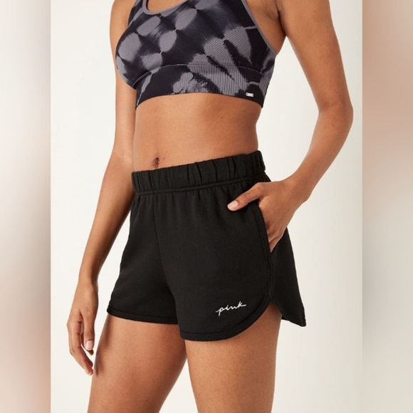 VS PINK 2.5” Curved Hem Sweat Varsity Shorts Black Embroidered Script Logo XS - Picture 3 of 11